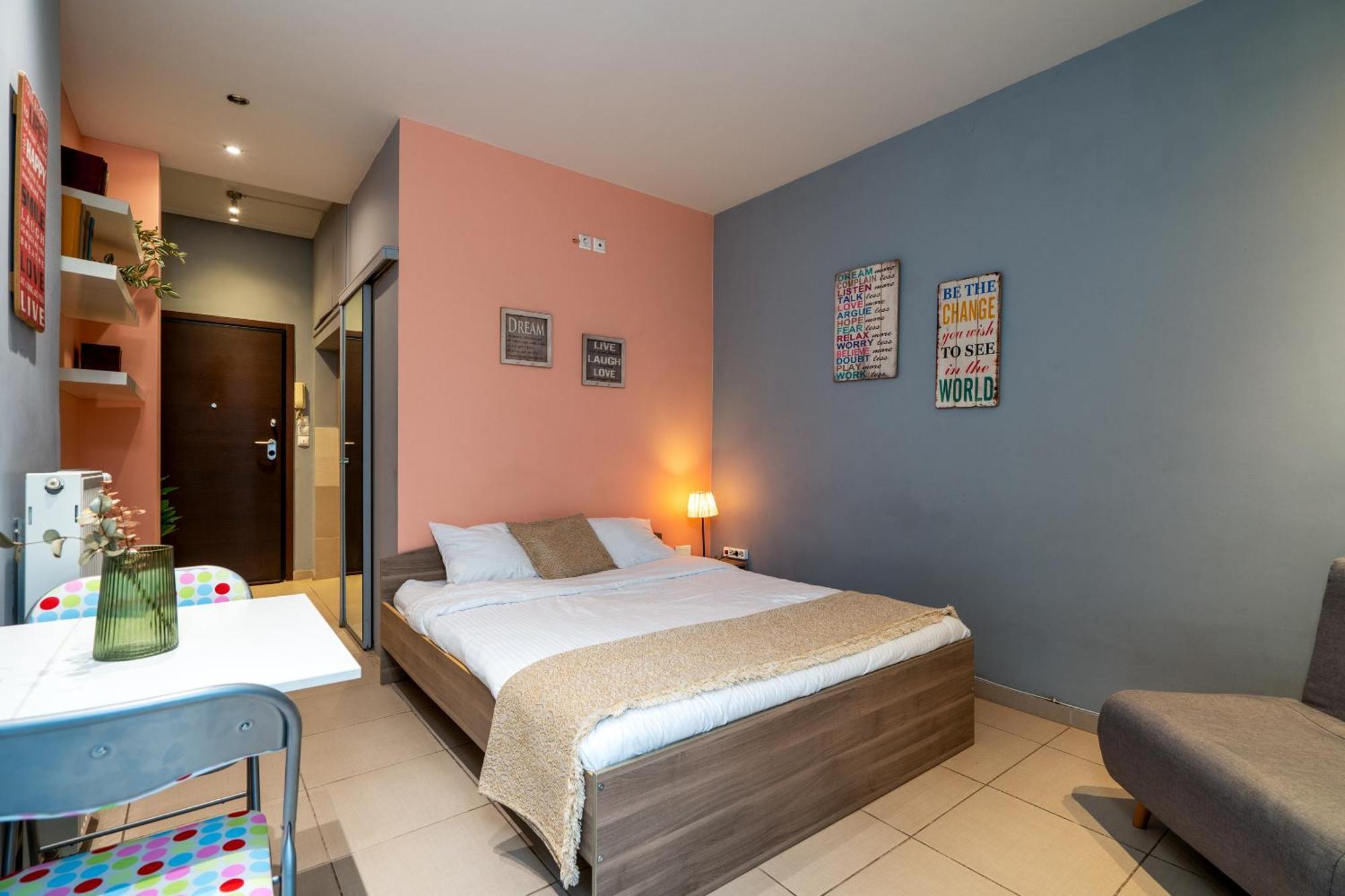Ideally Located Apartment In Central Athene Buitenkant foto